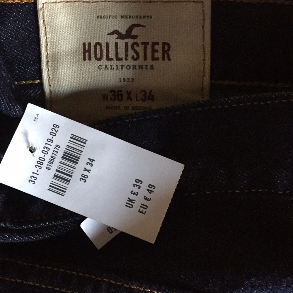 Men’s hollister pants never worn